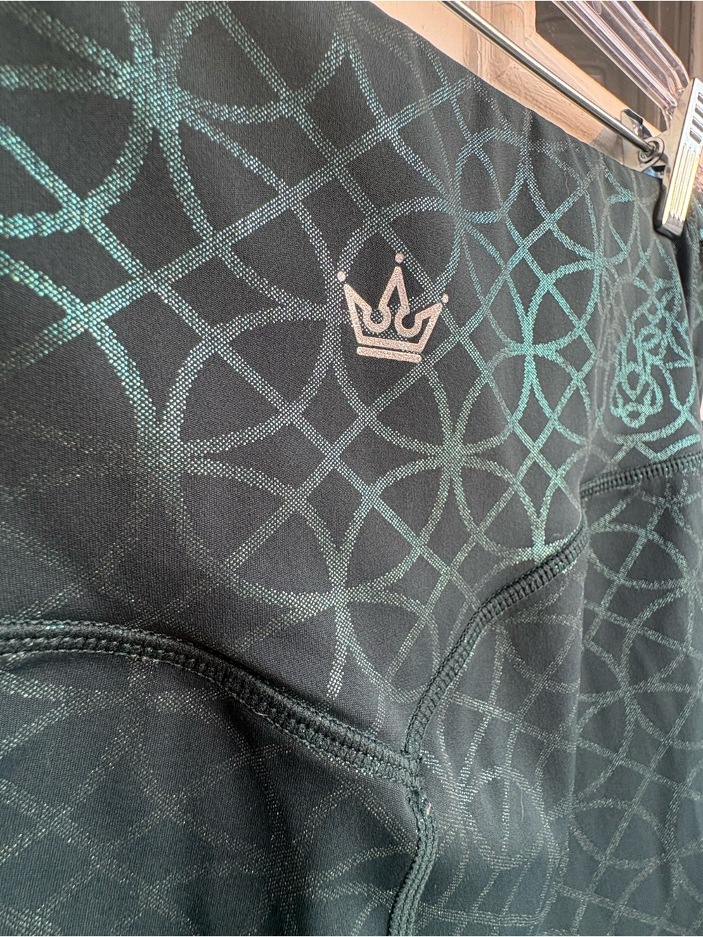 Crowned Athletics Changed Fate Merida Leggings XL Brave runDisney Bounding Green - Picture 4 of 8